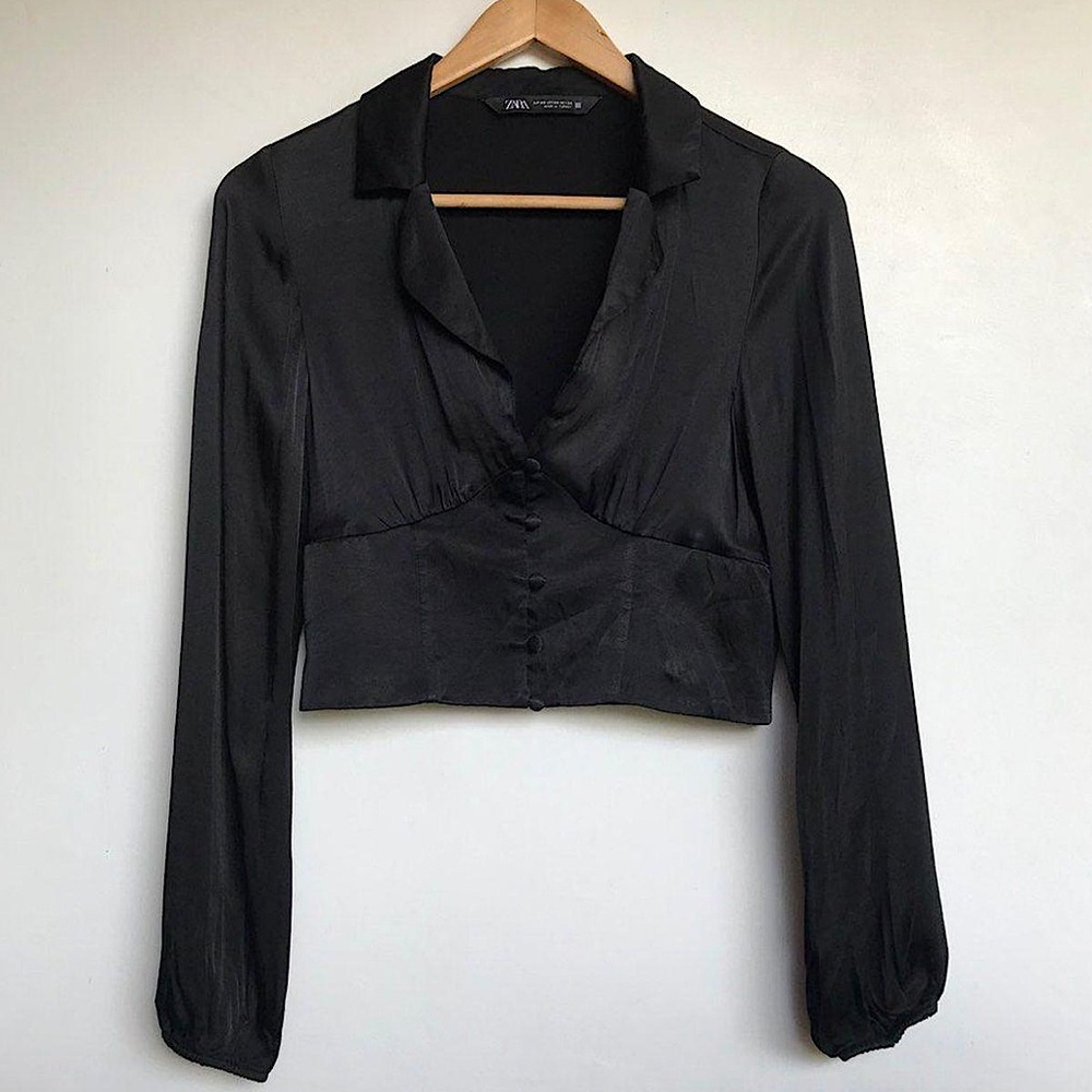ZARA | Silk button up cropped blouse